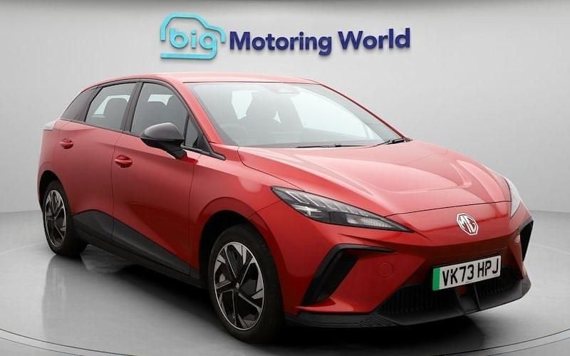 Used MG MG4 EV SE 319 kW (435 HP) 2023 Red Hatchback