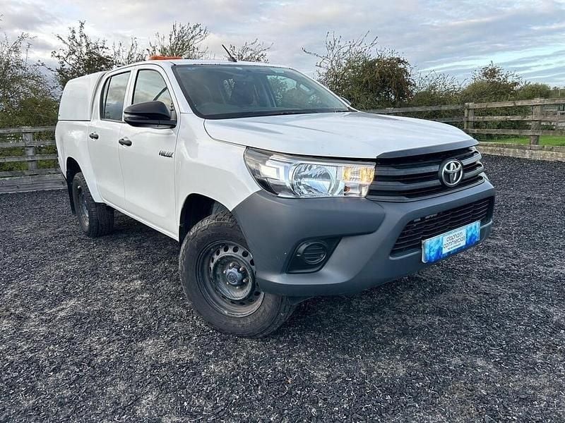 Used Toyota HiLux Active 2019 White Pickup