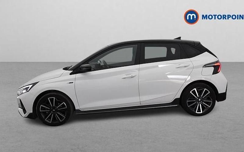 Used Hyundai i20 N Line 120 HP (88 kW) 2023 White Hatchback