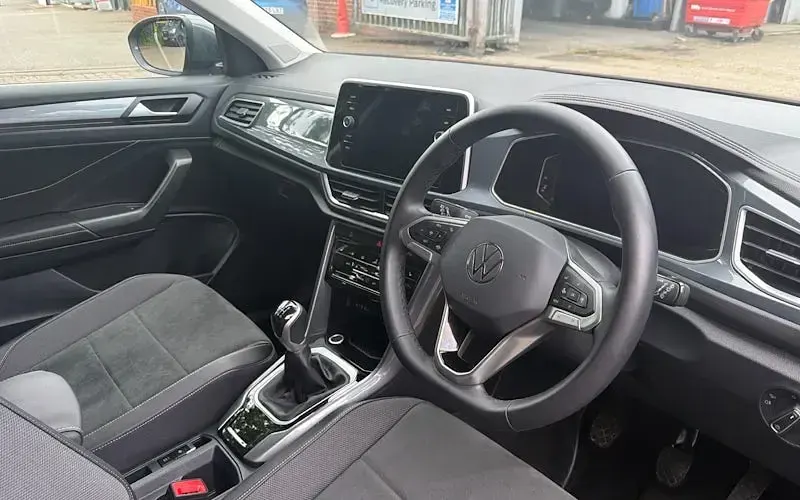 Used VW T-Roc Style 150 HP (110 kW) 2023 Grey SUV