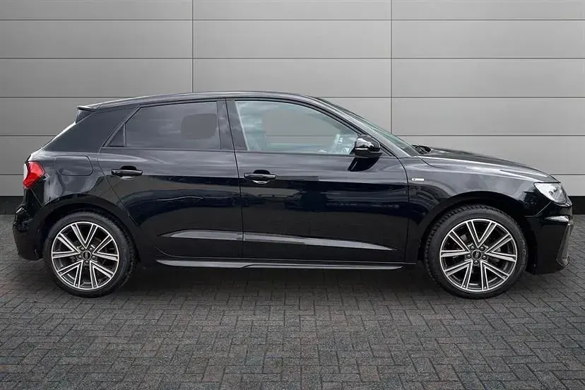 Used Audi A1 S-Line 110 HP (80 kW) 2023 Black SUV
