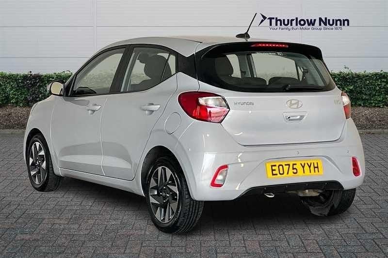 Gebraucht Hyundai i10 Advanced 63 PS (46 kW) 2025 Grau Kleinwagen