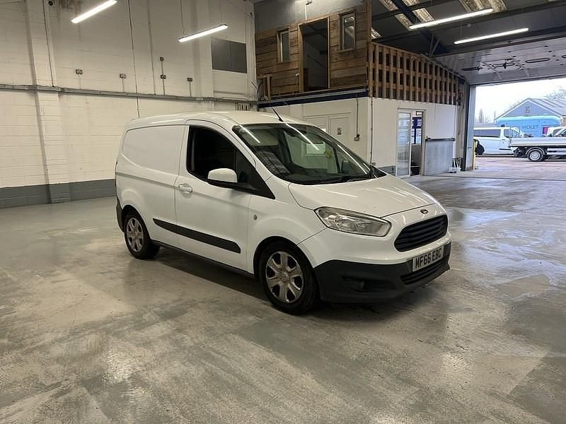 Used Ford Transit Trend 95 HP (69 kW) 2016 White Van