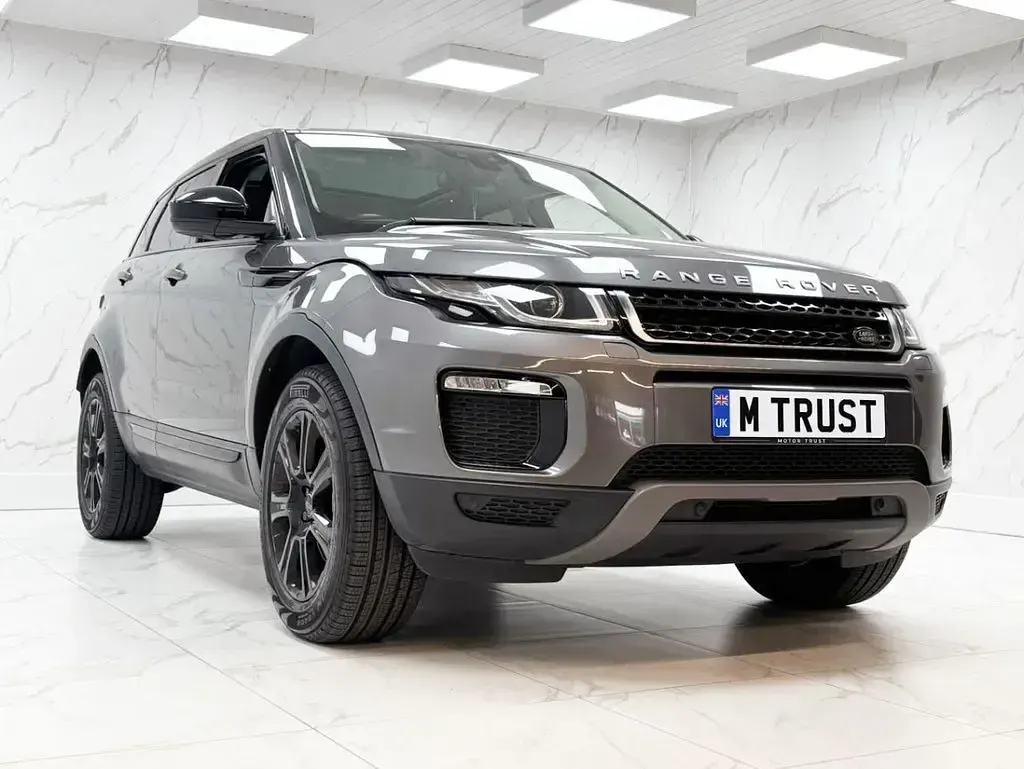 Used Land Rover Range Rover evoque SE 180 HP (132 kW) 2018 Grey SUV