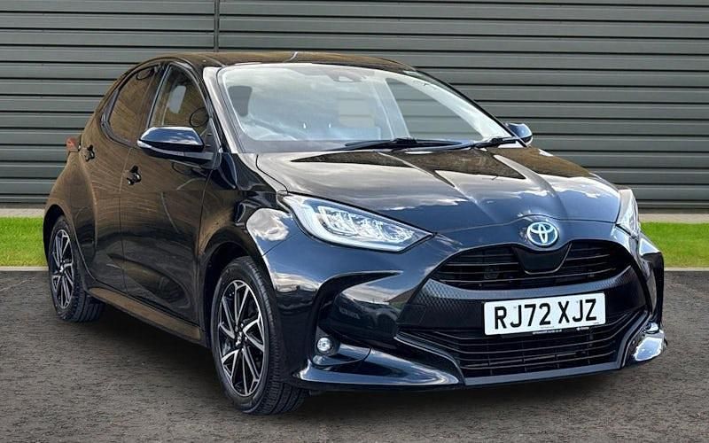 Used Toyota Yaris Hybrid Design 116 HP (85 kW) 2026 Hatchback
