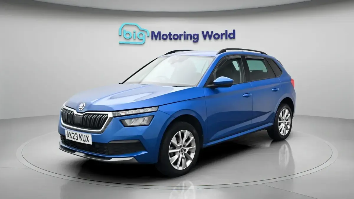 Used Skoda Kamiq SE Drive 110 HP (80 kW) 2023 Blue SUV