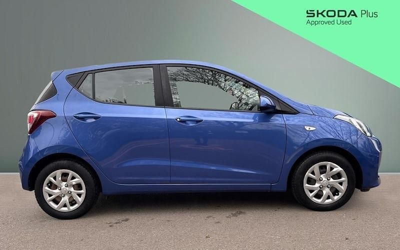 Used Hyundai i10 SE 67 HP (49 kW) 2020 Hatchback