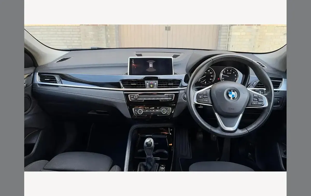 Used BMW X2 Sport Line 134 HP (98 kW) 2022 Black sapphire metallic paint SUV