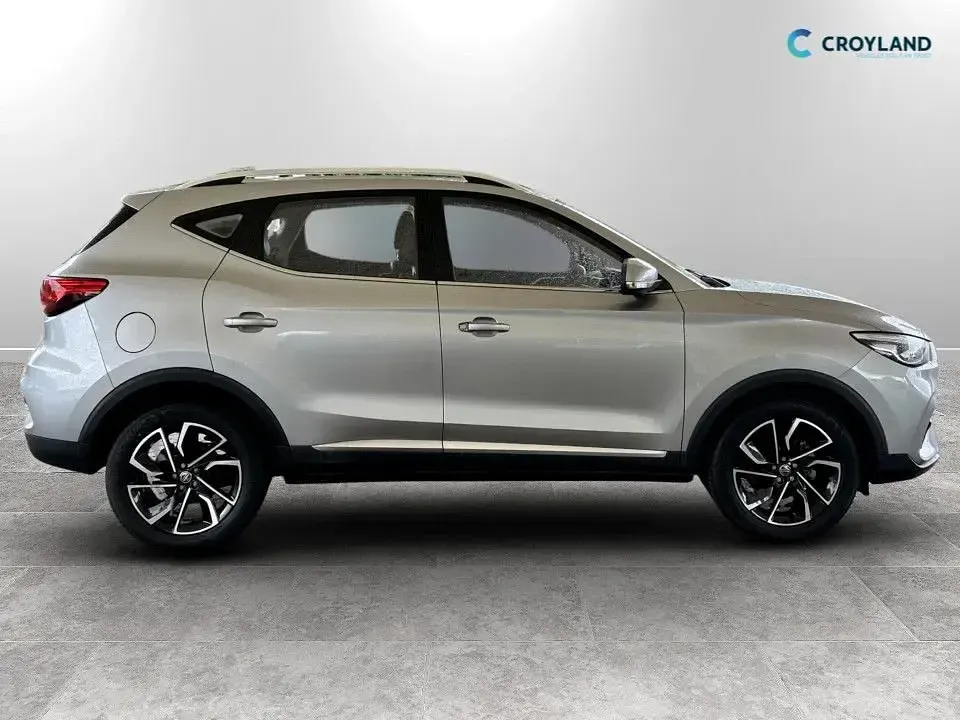 Used MG ZS Exclusive 106 HP (77 kW) 2022 Silver SUV