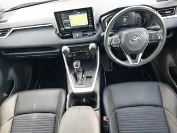 Used Toyota RAV4 Hybrid 218 HP (160 kW) 2022 Silver SUV