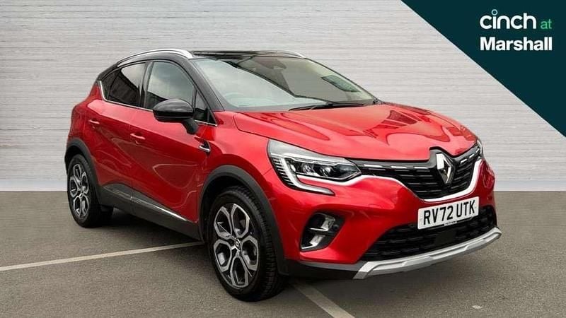 Red / black Used 2022 Renault Captur SE SUV | £14,526 (Fair price) - Image 1/4