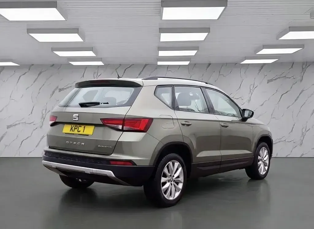Used Seat Ateca Ecomotive 115 HP (84 kW) 2017 Green SUV