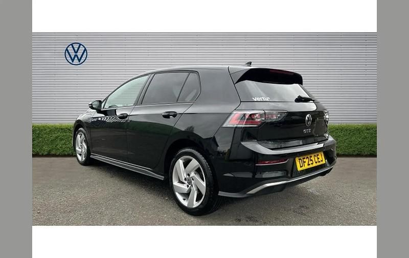 Used VW Golf VIII GTE 272 HP (200 kW) 2025 Black Hatchback