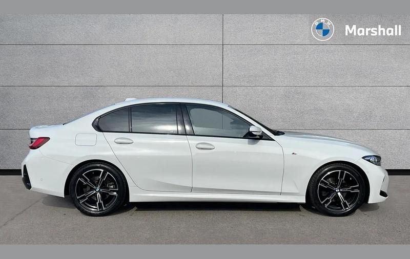 Usado BMW 320 M Sport 184 HP (135 kW) 2022 Branco Sedan