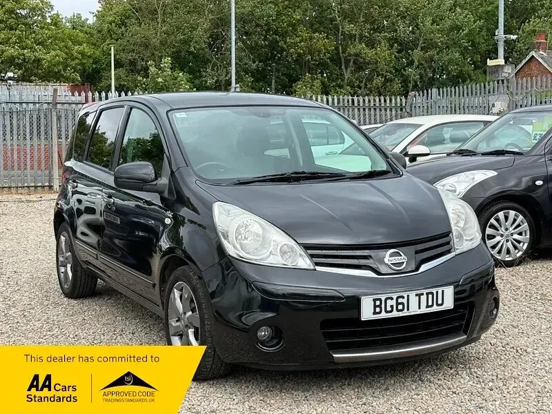 Used Nissan Note N-TEC 110 HP (80 kW) 2012 Black Hatchback