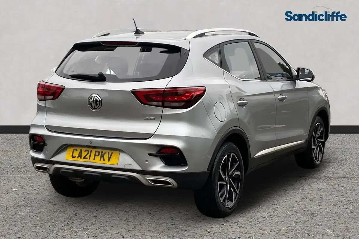 Second-hand MG ZS Exclusive 196 CP (144 kW) 2021 Argintiu SUV