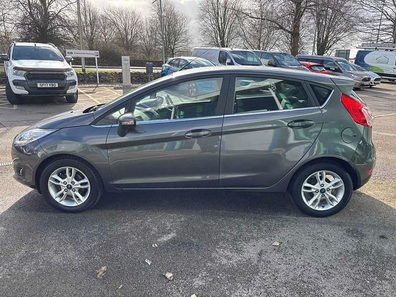 Used Ford Fiesta Zetec 100 HP (73 kW) 2016 Magnetic Hatchback