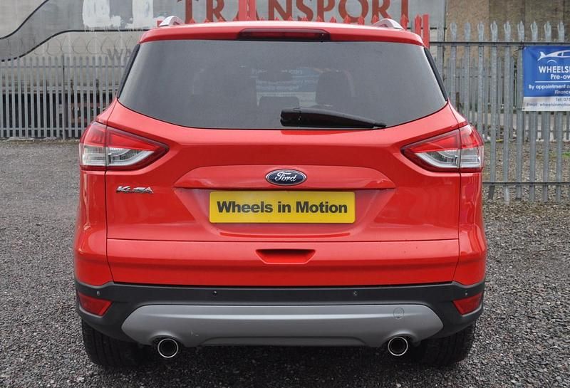 Usado Ford Kuga Titanium X 180 CV (132 kW) 2015 Rojo SUV