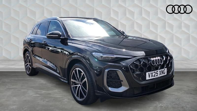 Black Used 2025 Audi Q5 Advanced SUV | £54,950 - Image 1/4