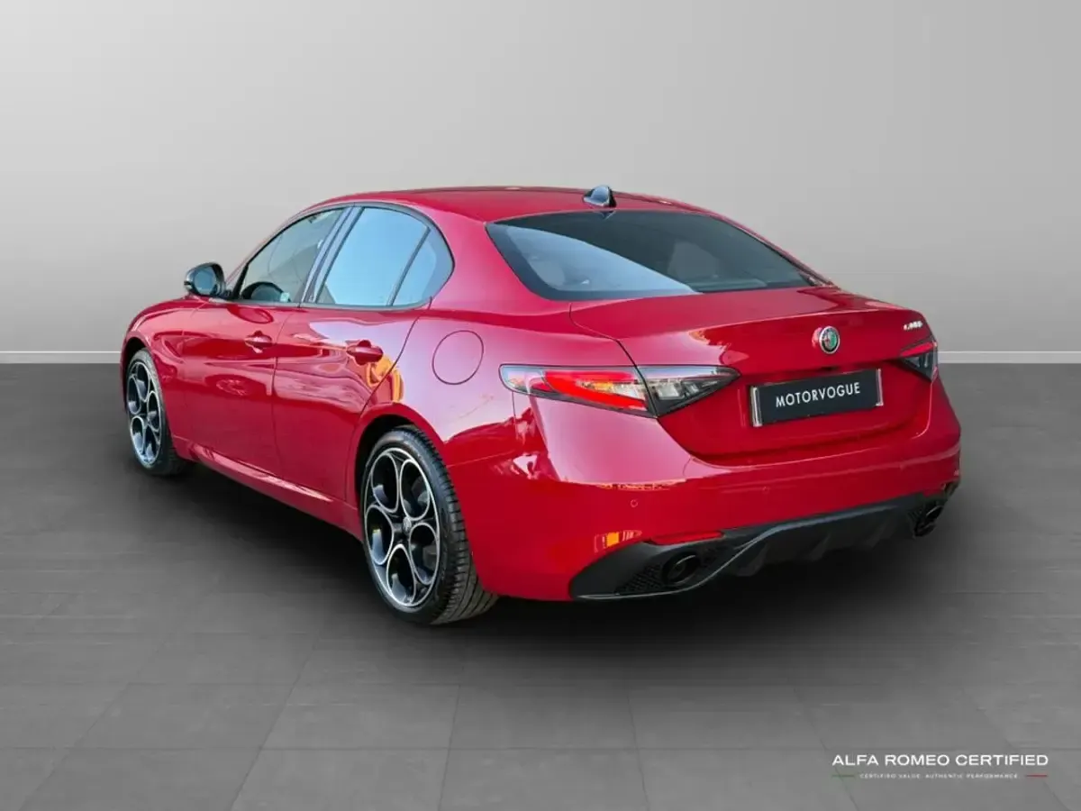 Used Alfa Romeo Giulia Sprint 280 HP (205 kW) 2024 Red Sedan