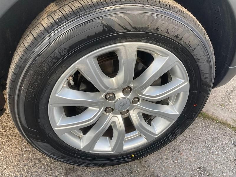 Used Land Rover Range Rover evoque SE 2017 Silver Estate