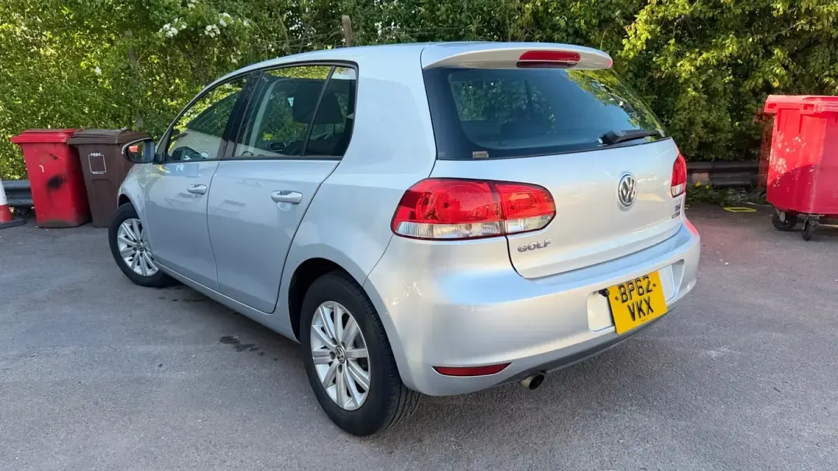 Używany VW Golf VII 2012 Srebrny Hatchback