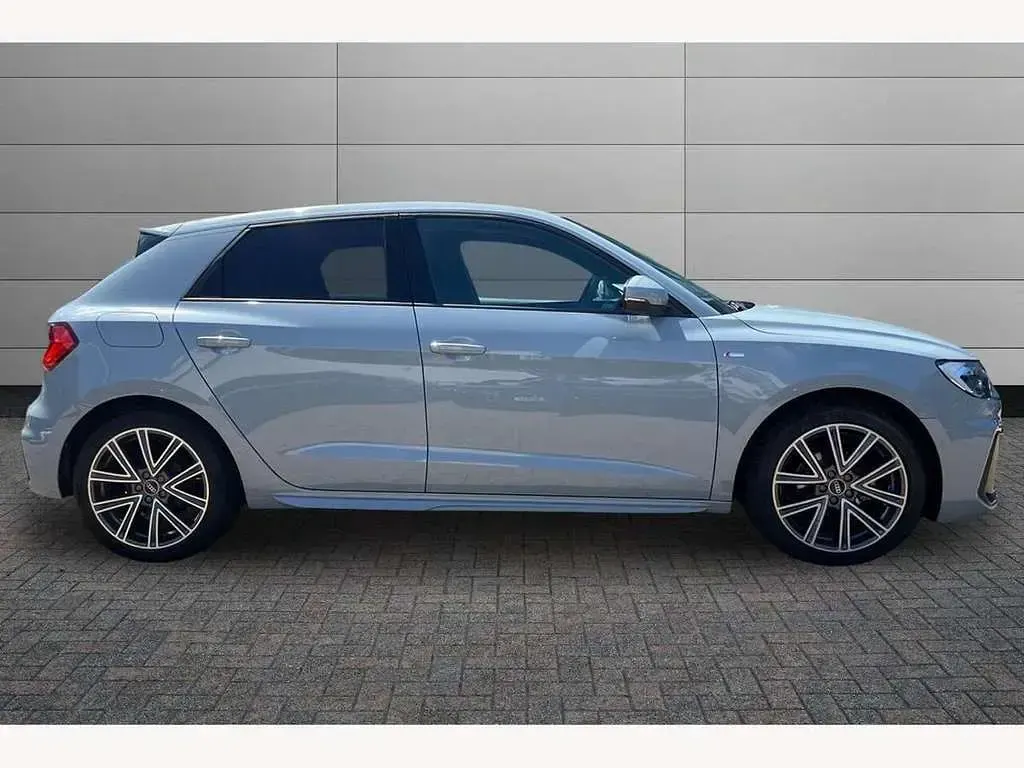 Used Audi A1 S-Line 94 HP (69 kW) 2025 Grey SUV
