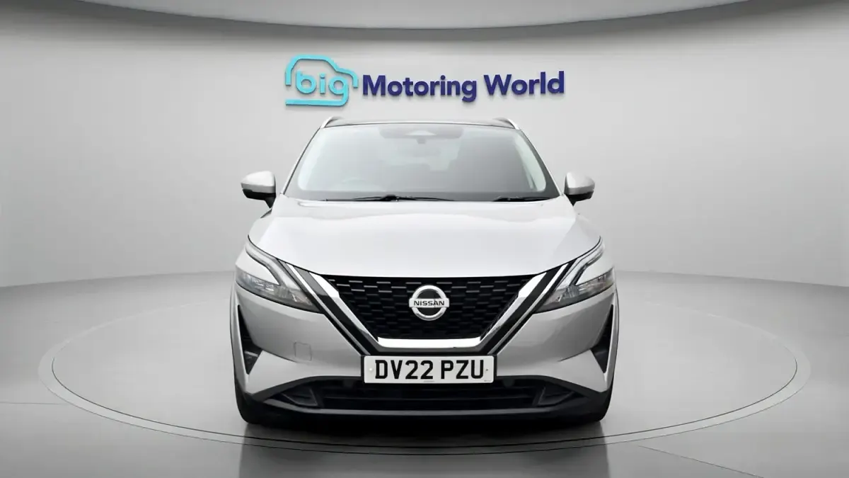 Used Nissan Qashqai N-Connecta 2022 Silver SUV