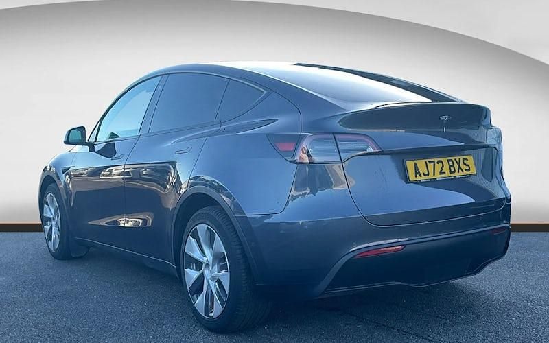 Used Tesla Model Y Long Range AWD 286 kW (389 HP) 2025 SUV