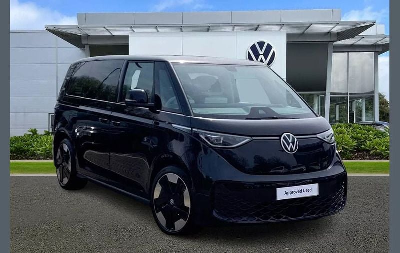 Black Used 2022 VW ID. Buzz Pro Van | £37,997 (Fair price) - Image 1/4