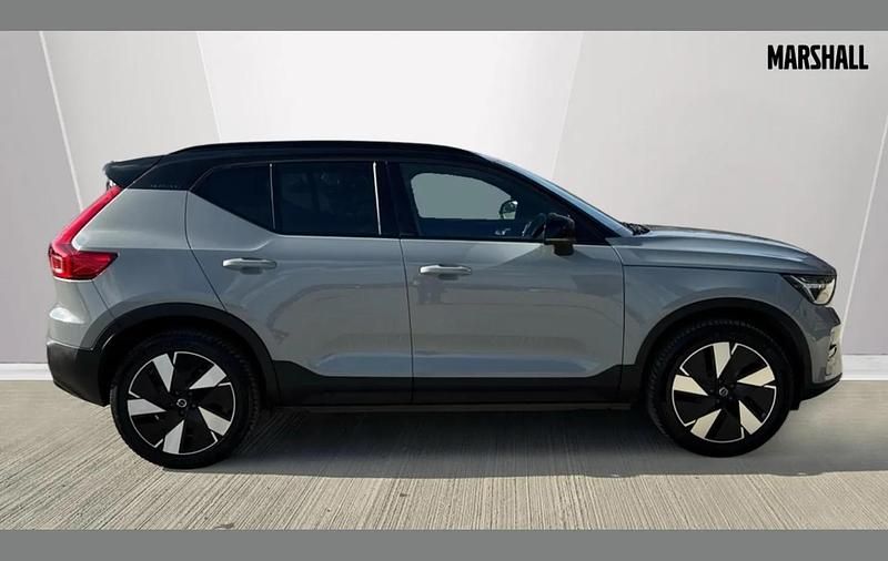 Used Volvo XC40 Core 172 kW (234 HP) 2023 Grey SUV