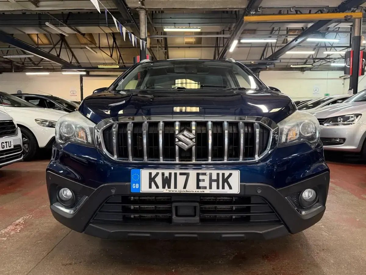 Used Suzuki SX4 SZ5 140 HP (102 kW) 2017 Blue Hatchback