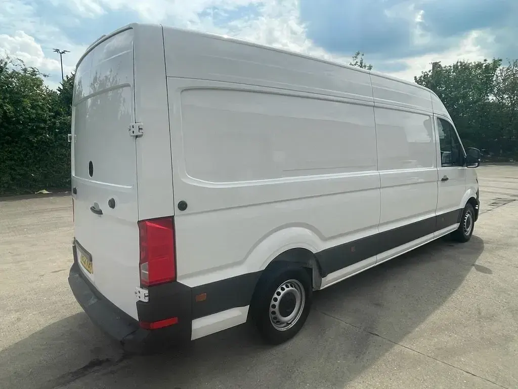 Used VW Crafter Trendline 140 HP (102 kW) 2022 White Van