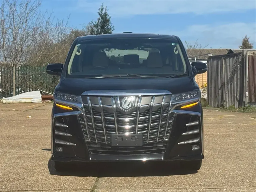 Used Toyota Alphard 182 HP (133 kW) 2023 Black MPV
