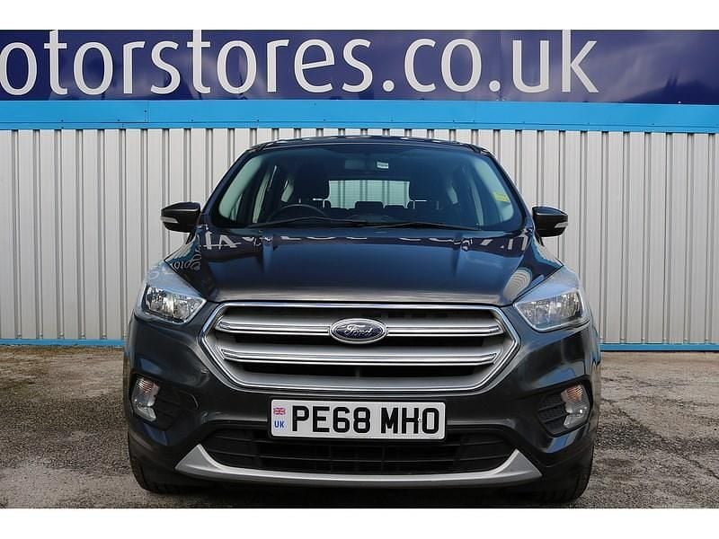 Used Ford Kuga Zetec 150 HP (110 kW) 2018 Grey SUV