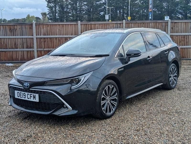 Black Used 2019 Toyota Corolla Estate | £14,000 (Expensive) - Image 1/4