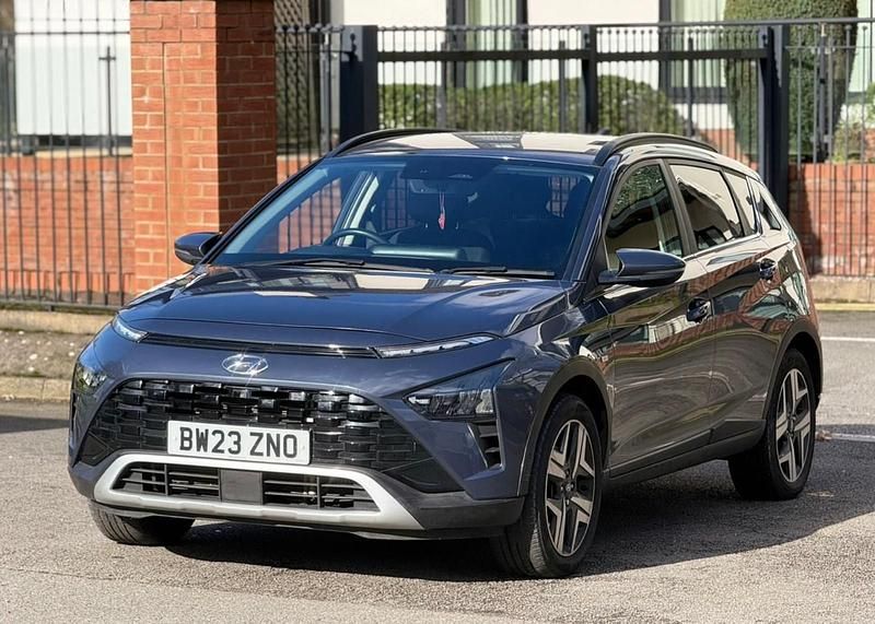 Used Hyundai Bayon Premium 100 HP (73 kW) 2023 Grey SUV