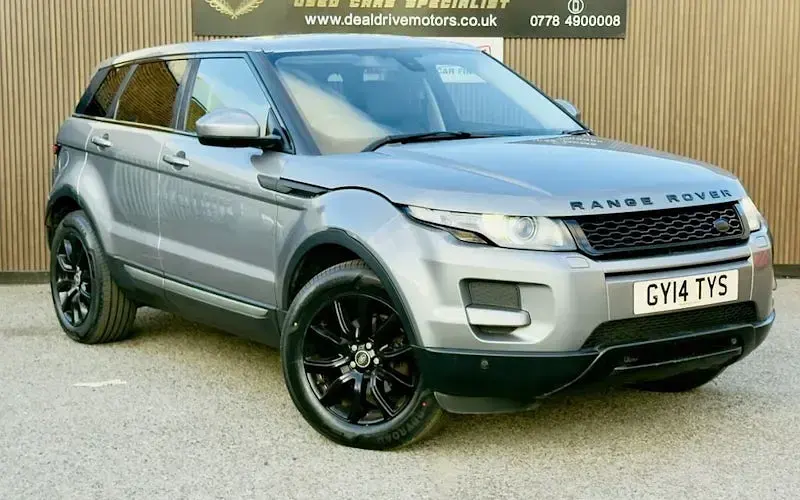 Used Land Rover Range Rover evoque Pure 190 HP (139 kW) 2015 Hatchback