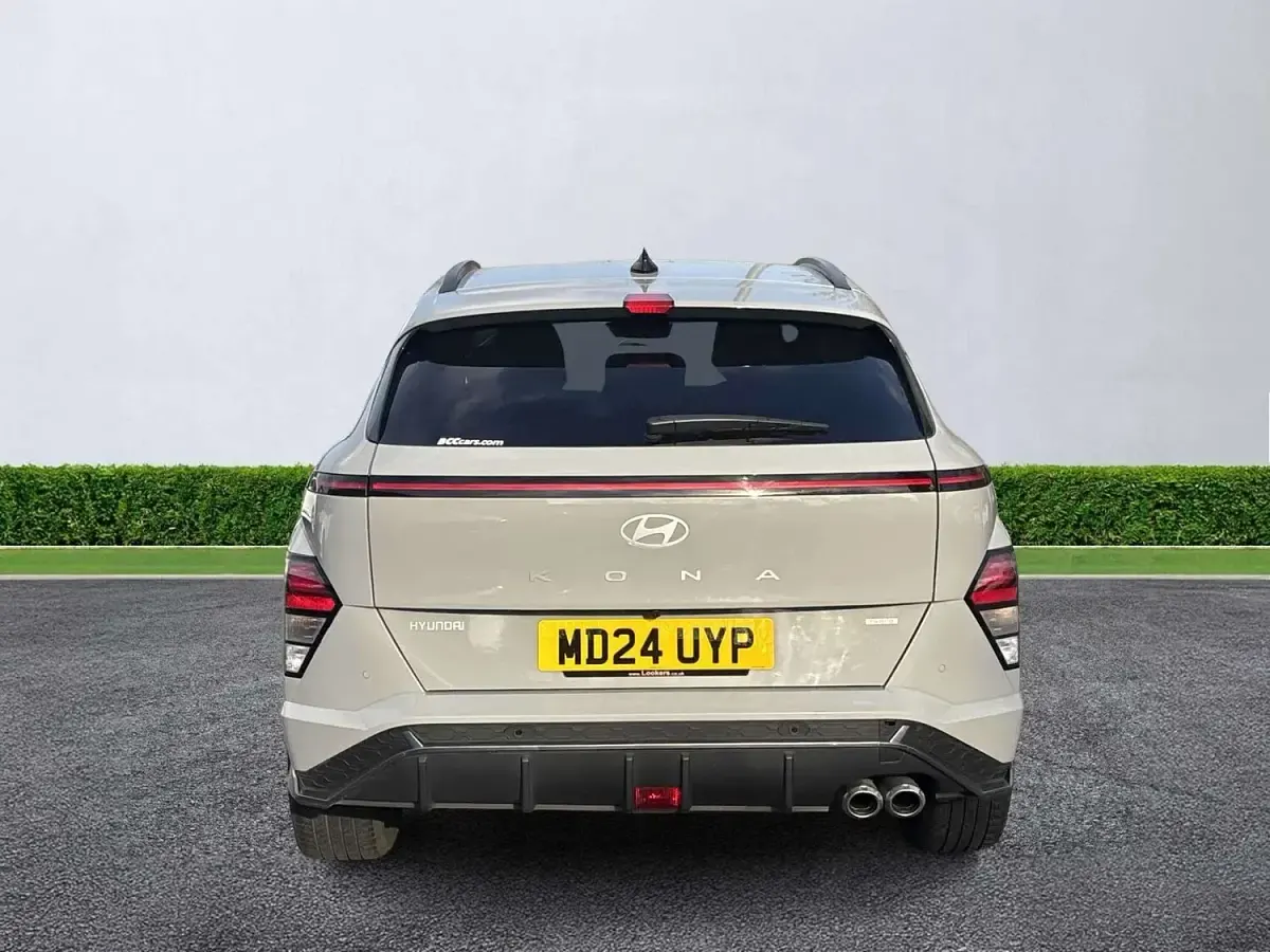 Usado Hyundai Kona N Line 141 HP (103 kW) 2024 Cinzento SUV