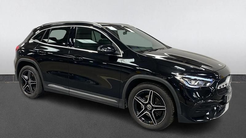 Used Mercedes GLA220 Executive 190 HP (139 kW) 2022 Black SUV