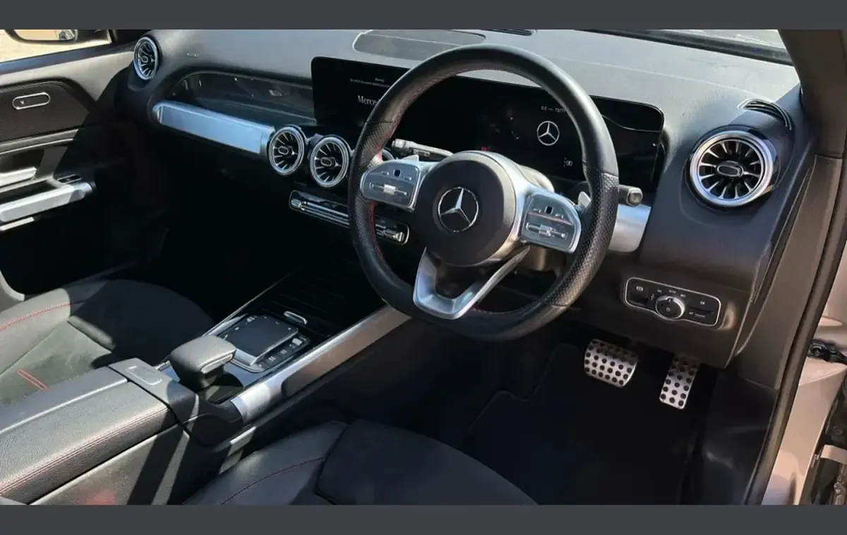 Used Mercedes GLB200 AMG Line Premium Plus 161 HP (118 kW) 2023 Grey SUV