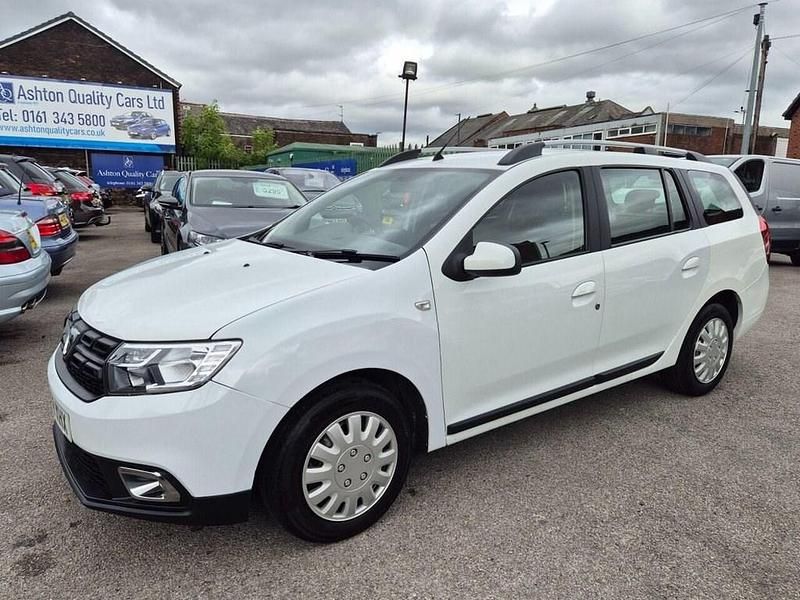White Used 2019 Dacia Logan MCV Comfort Estate | £4,895 (Fair price) - Image 1/4