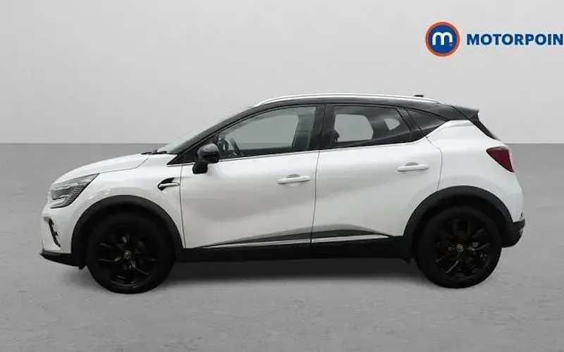 Used Renault Captur Version S 131 HP (96 kW) 2020 White/black SUV