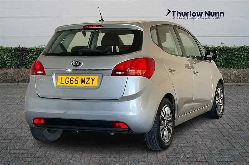 Used Kia Venga 123 HP (90 kW) 2015 Silver Hatchback