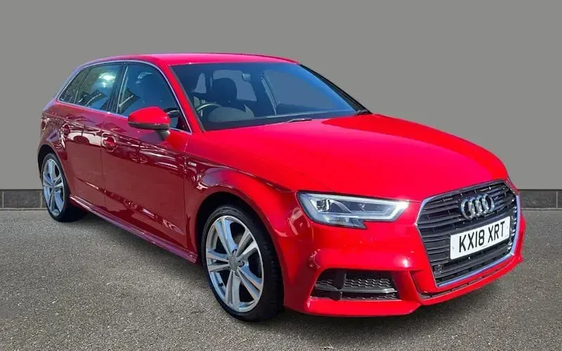 Usado Audi A3 Sportback S-Line 150 HP (110 kW) 2018 Citadino