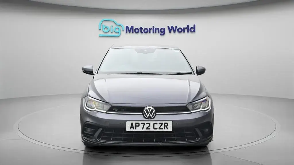 Used VW Polo R-line 95 HP (69 kW) 2023 Grey Hatchback