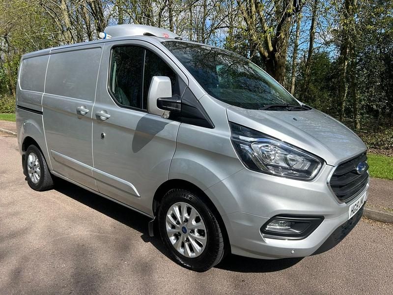 Used Ford Transit Custom Limited 130 HP (95 kW) 2019 Silver Van