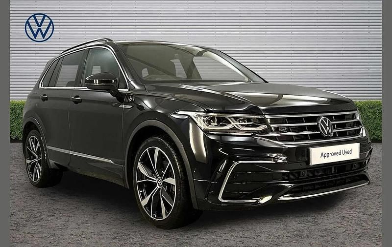 Used VW Tiguan R-line 150 HP (110 kW) 2023 Black SUV