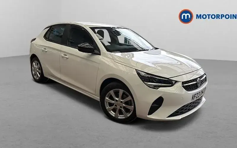 Used Vauxhall Corsa Design Edition 101 HP (74 kW) 2023 Hatchback