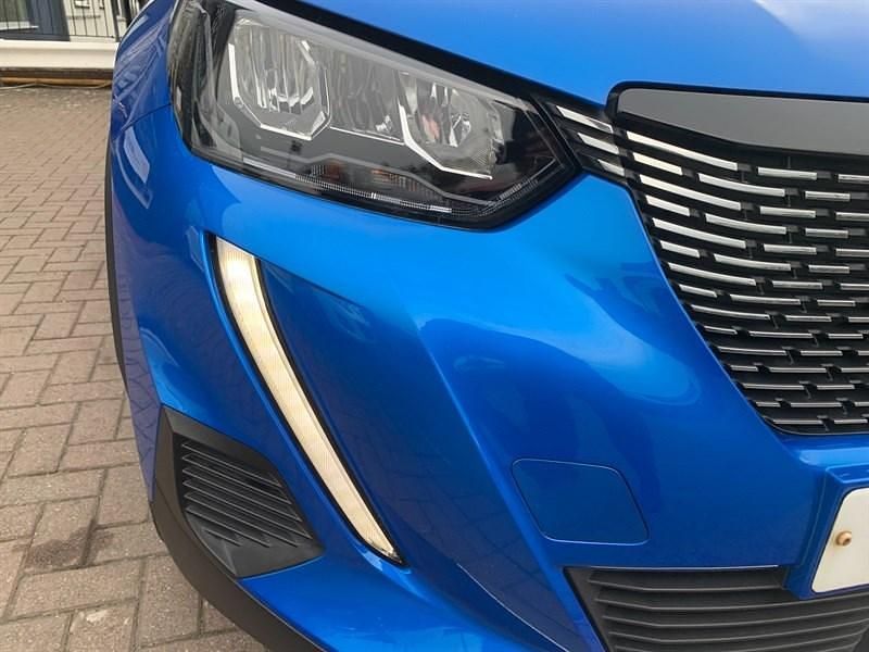 Used Peugeot 2008 Allure 100 HP (73 kW) 2021 Blue SUV